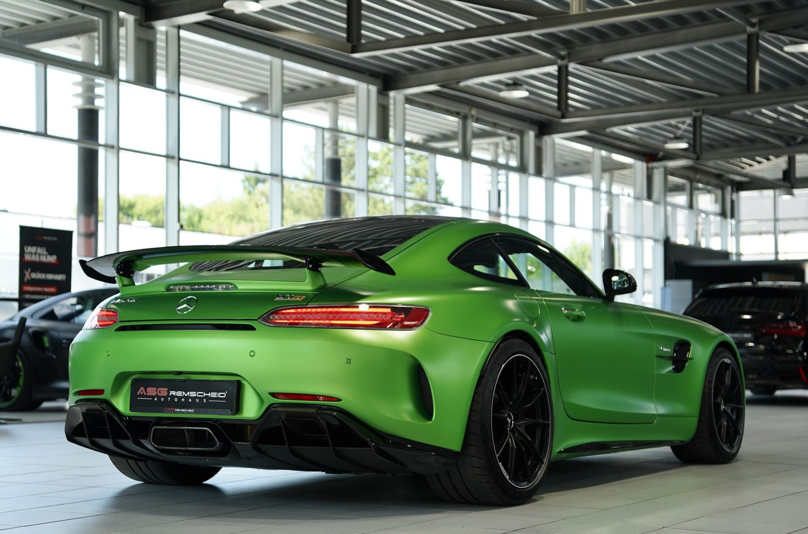 Mercedes Benz Amg Gt R
