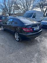 Mercedes-Benz CLC 230 Automatik - Mercedes-Benz mit Benzin-Antrieb: Clc