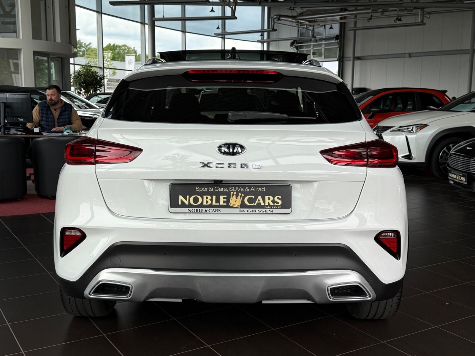 Fahrzeugabbildung Kia XCeed Platinum Edition PANO AHK JBL ACC
