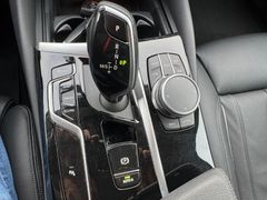 Fahrzeugabbildung BMW 520d Touring Aut. Leder Navi LED Harman