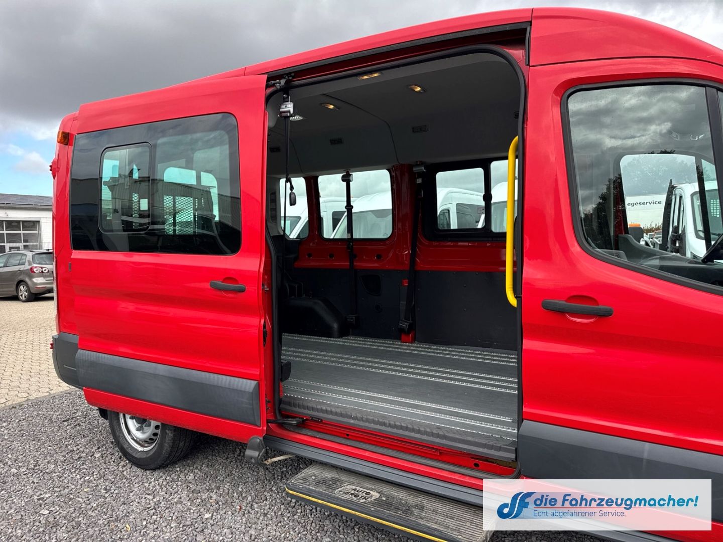 Fahrzeugabbildung Ford Transit Kombi 350 L3 2.2 TDCi DPF *1254 KLIMA