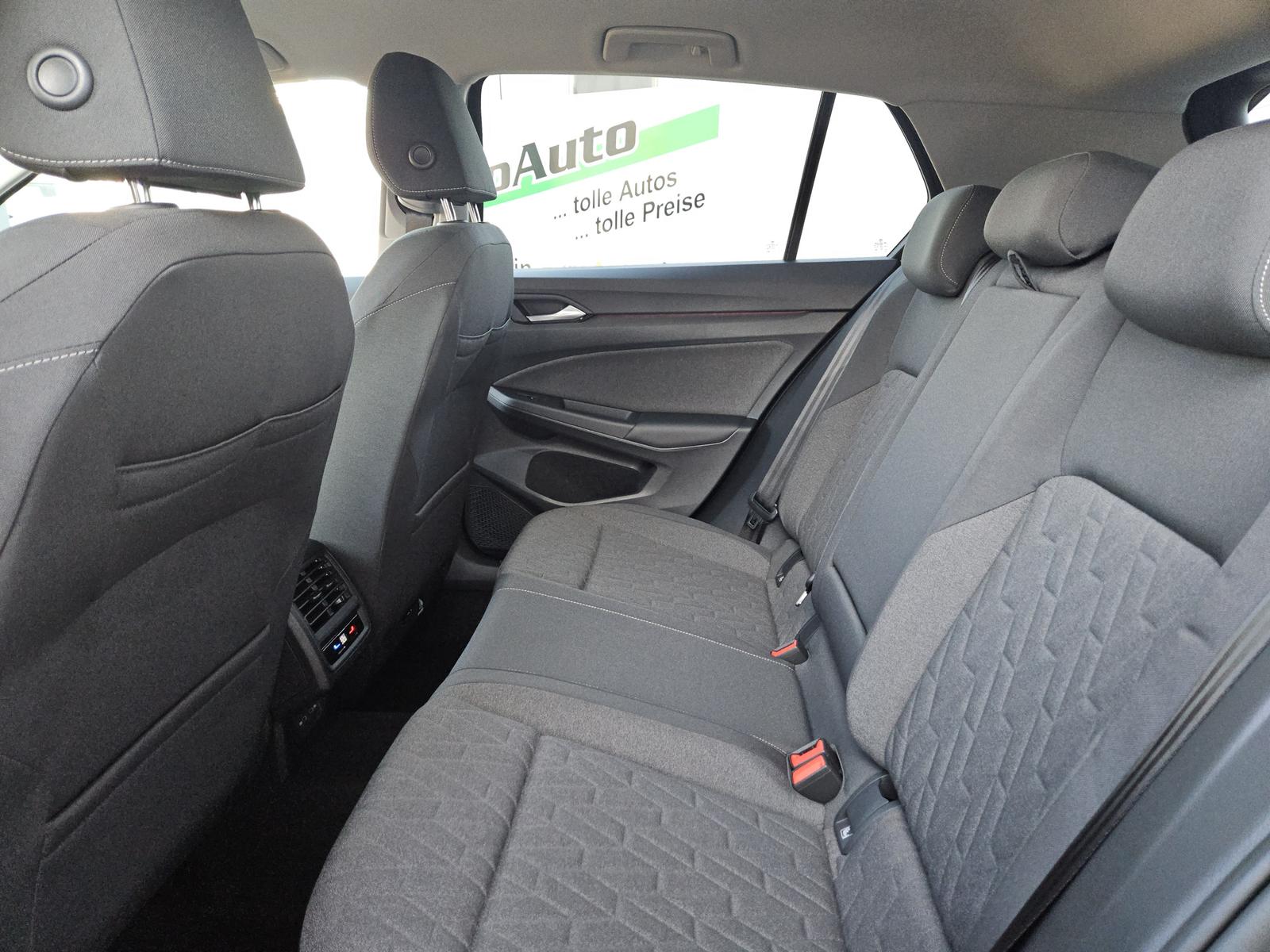 Volkswagen Golf 8 Life 4-türig 1.5 TSi Kamera Parkassist, миниатюра 11