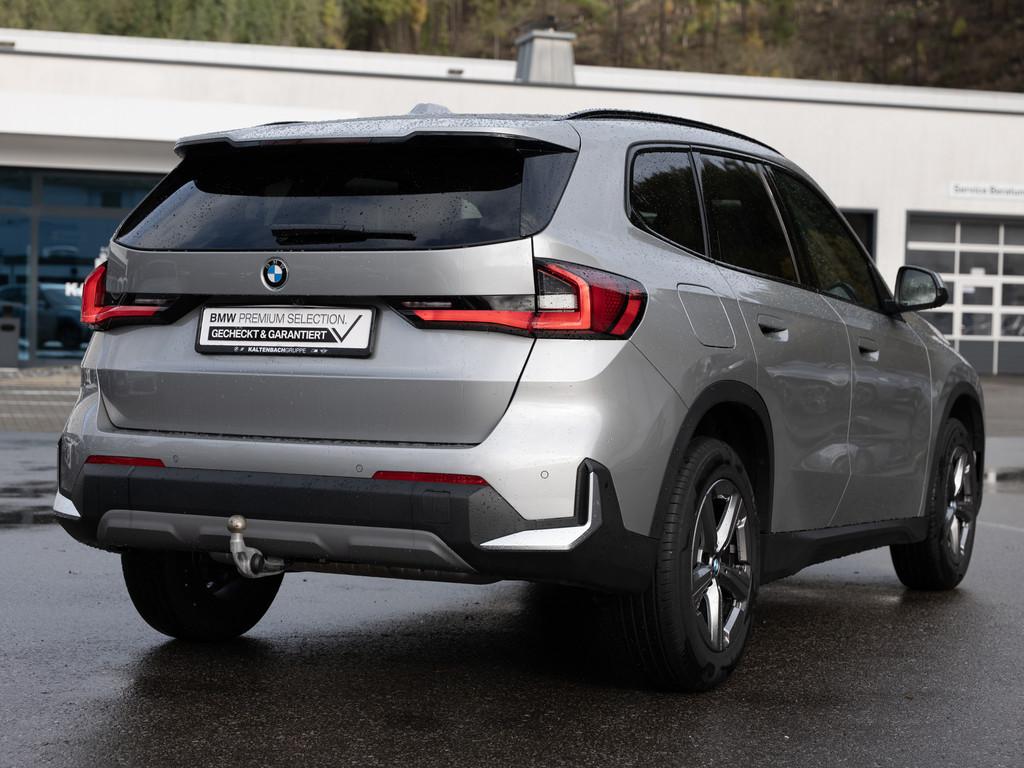 BMW X1 sDrive 18i PANO AHK LED ACC NAVI KAMERA KLIMA