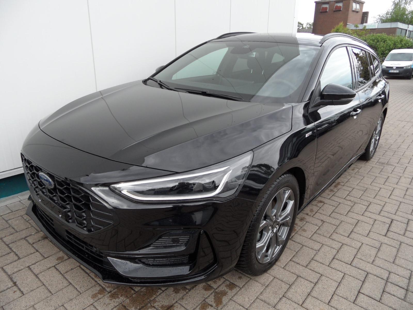 Ford Focus Turnier ST-Line X+Cam+Panoramadach+AHK+AT