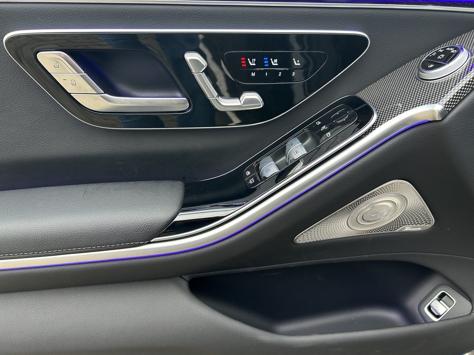 Fahrzeugabbildung Mercedes-Benz S 350 d 4M lang AMG Standhzg PANO Burme 20" 360°