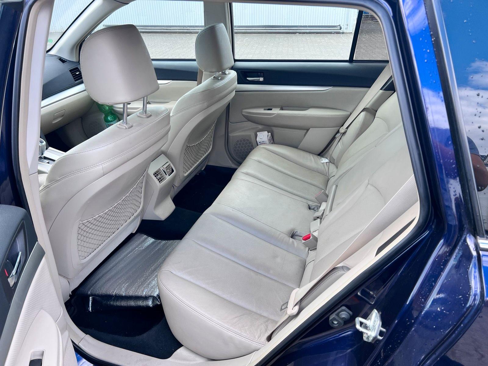 Subaru Legacy 2010 — photo 6