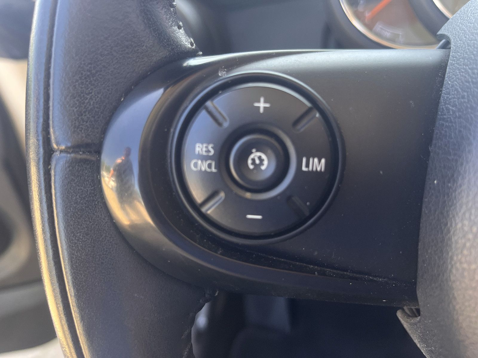 Fahrzeugabbildung MINI One Cabrio
