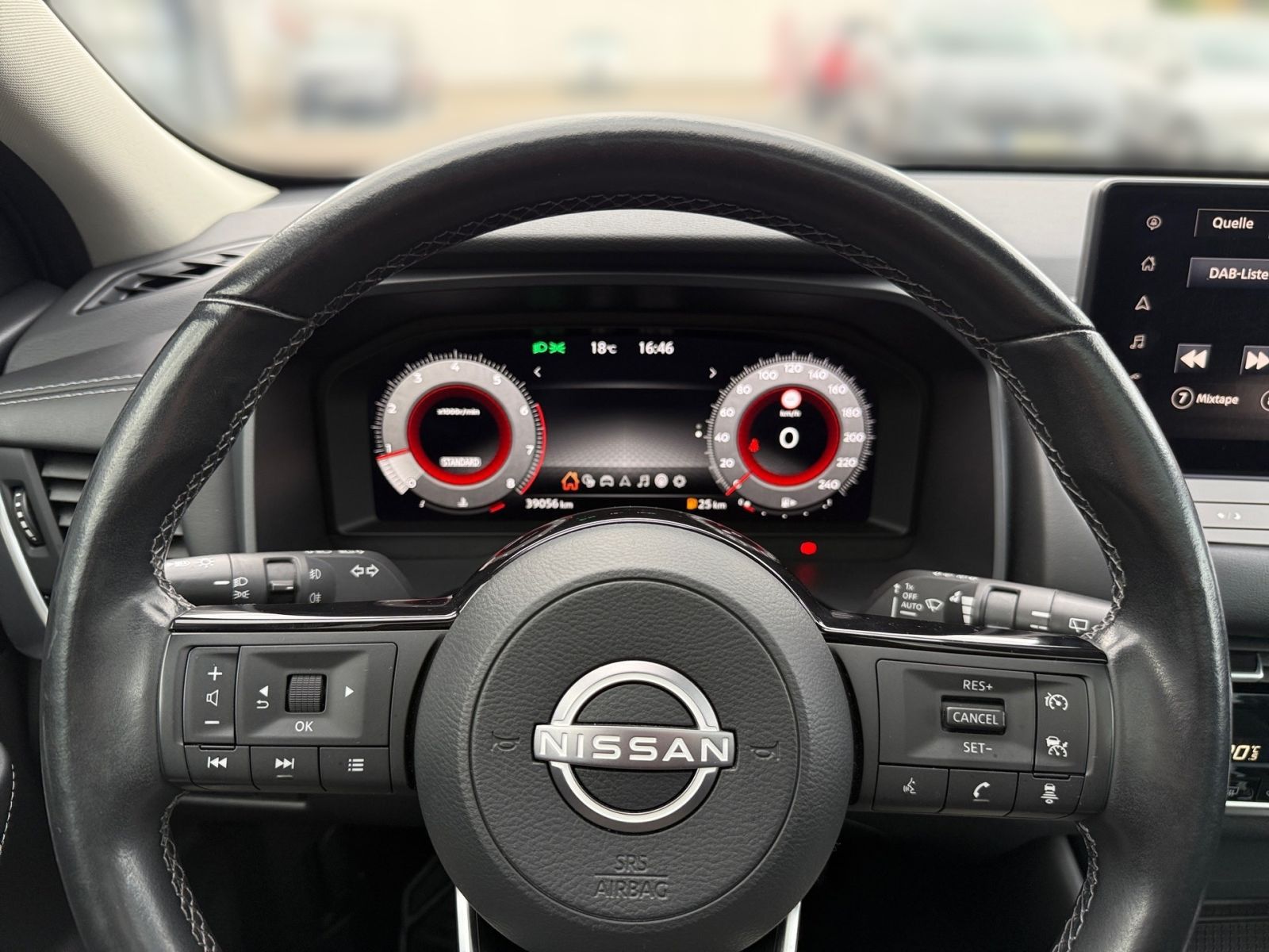 Fahrzeugabbildung Nissan Qashqai 1.3 DIG-T N-Connecta *WINTERPAKET*GJR*PA