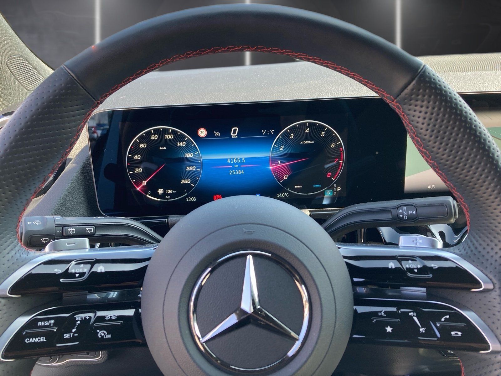 Fahrzeugabbildung Mercedes-Benz B 200 AMG Line*AHK*LED*Kamera*Easy-Pack*SHZ*