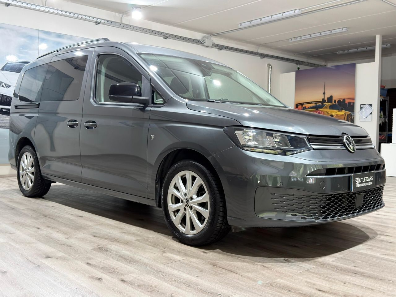 Volkswagen VOLKSWAGEN CADDY MAXI 2.0TDI 122cv DSG - 7 POSTI