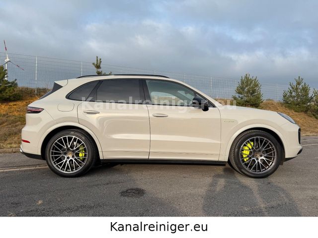PORSCHE Panorama-Matrix-HeadUp-BOSE