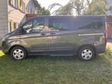 Ford Tourneo Custom  2.2 TDCi  9-Sitzer-TÜV neu - gebrauchte Ford Tourneo Custom aus dem Jahr 2015
