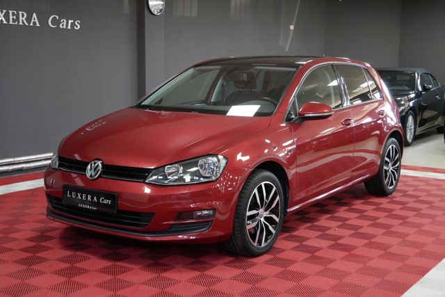 Volkswagen Golf VII Lim. Cup BMT DSG Navi Open Sky Busines