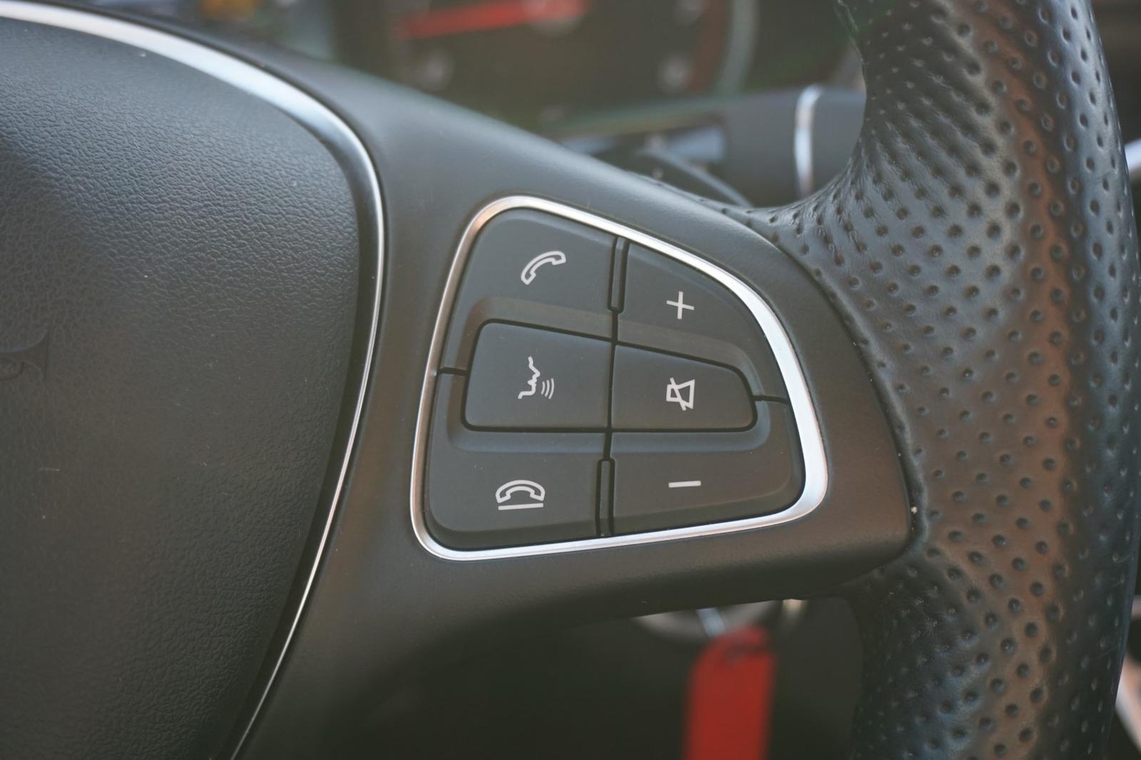 Mercedes-Benz C250 T Avantgarde LED Navi el. Heckklappe PDC