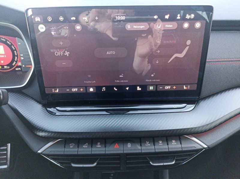 Fahrzeugabbildung SKODA Octavia Combi RS 2.0 TSI DSG 19-LM+AHK+NAVI+MATR