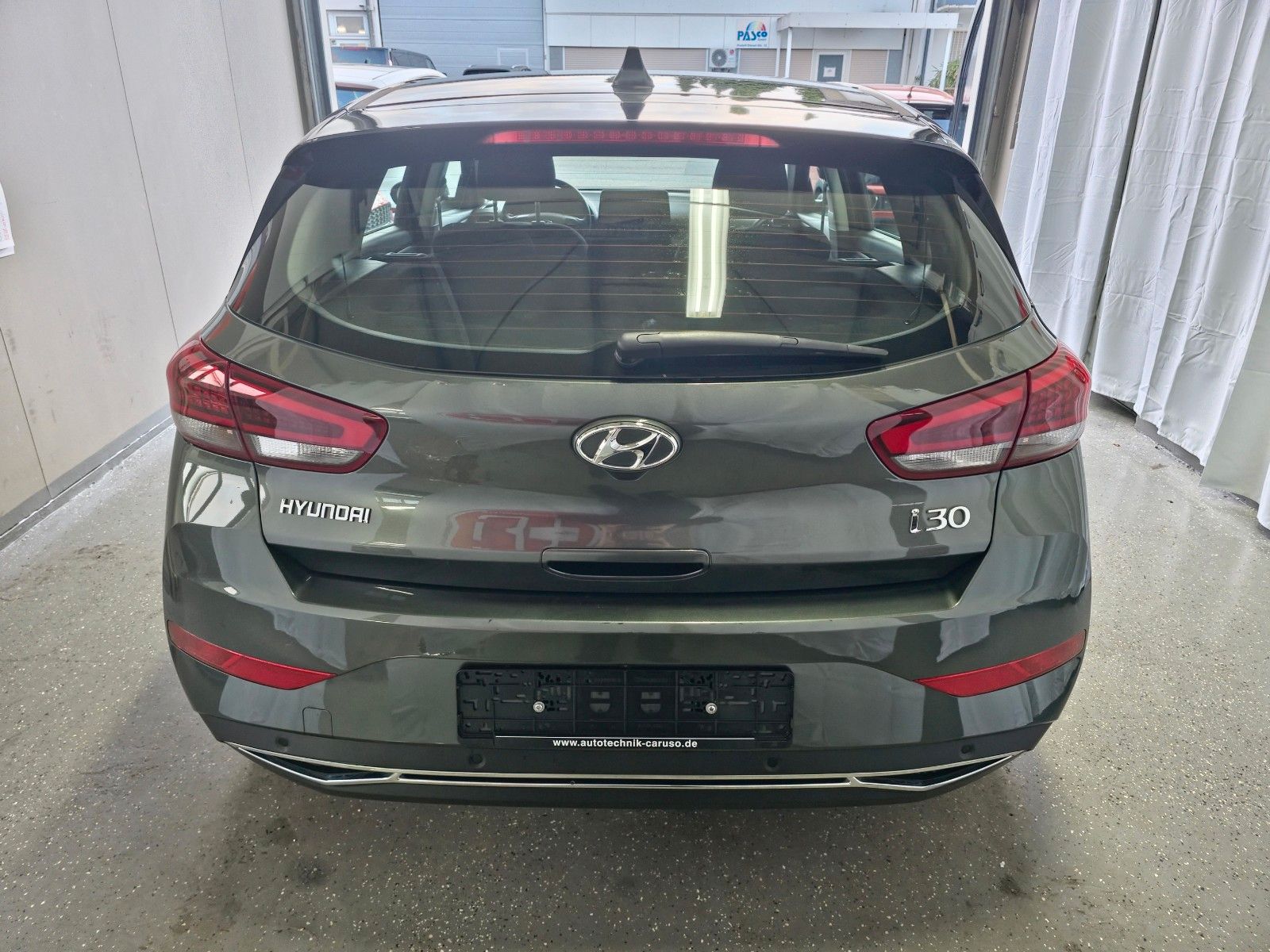 Hyundai i30 ,Mild-Hybrid,LED,Navi,Kamera,Alu,Automatik foto 5