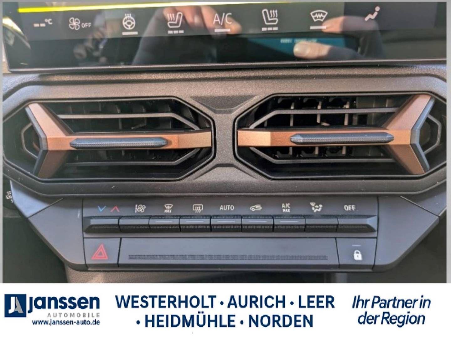 Fahrzeugabbildung Dacia Neuer Dacia Duster Extreme mild hybrid 140