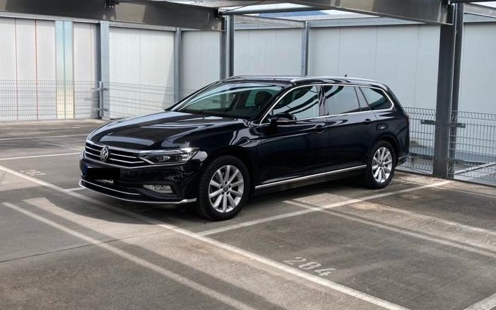 Image of Volkswagen Passat Variant