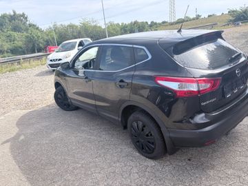 Nissan Qashqai - 4