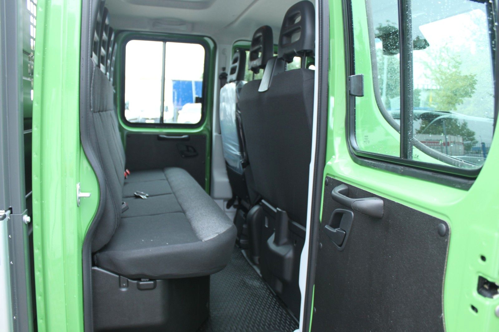 Fahrzeugabbildung Iveco Daily 35S18HD