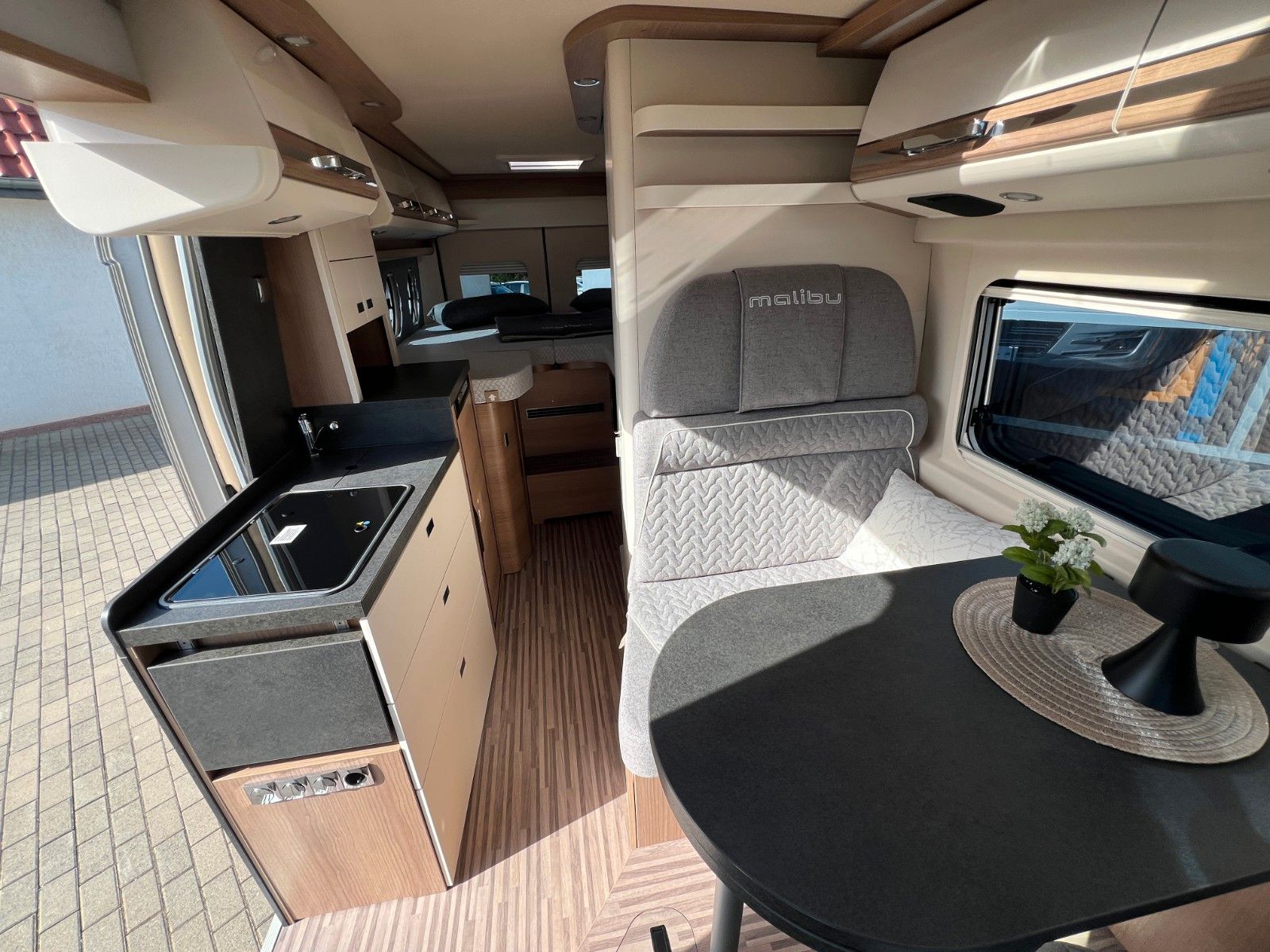 Fahrzeugabbildung Malibu Van diversity GT skyview 640 LE K