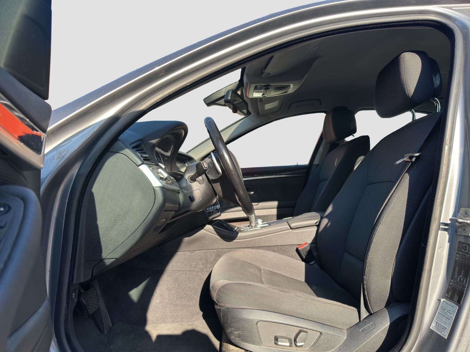 Fahrzeugabbildung BMW 520 i/MOTORSCHADEN/Navi/Klima/