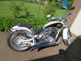 Big Dog Motorcycles Pittbull - BIG DOG MOTORCYCLES MOTORRAD