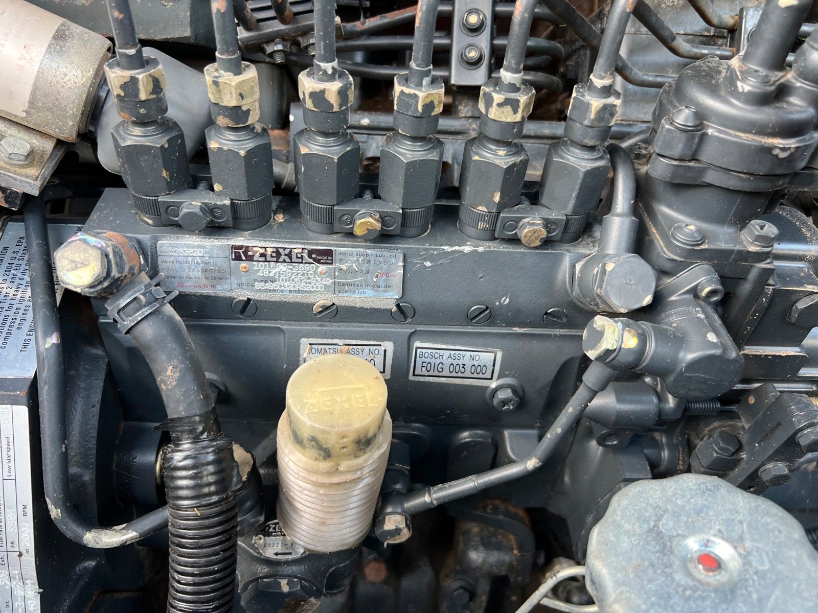 Fahrzeugabbildung Komatsu WA 250 PT - 5H / 12.390h /