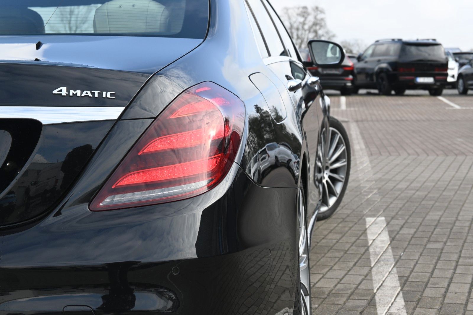 Fahrzeugabbildung Mercedes-Benz S400d Lang 4Matic*AMG*Vollausstattung