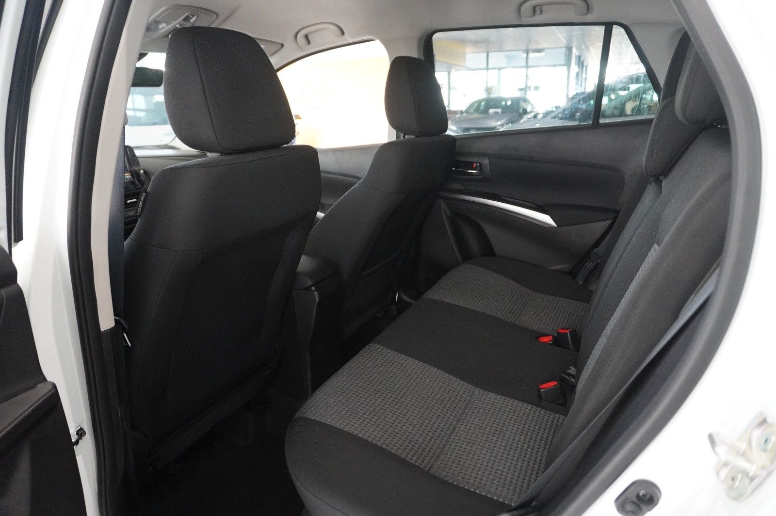 Fahrzeugabbildung Suzuki (SX4) S-Cross 1.4 COMFORT NAVI/LED/KAMERA/SH/DAB