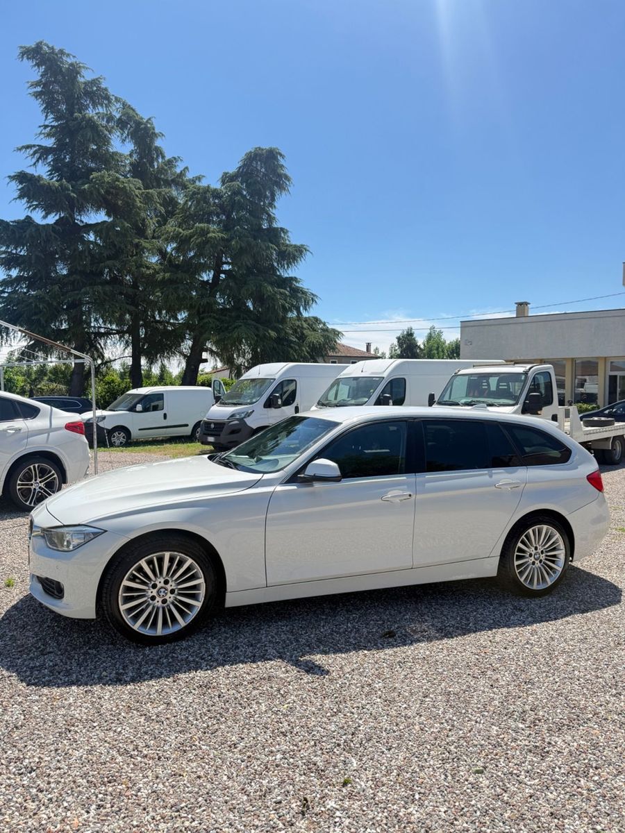 BMW 320 - 1