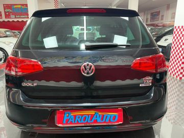 Volkswagen Golf - 9