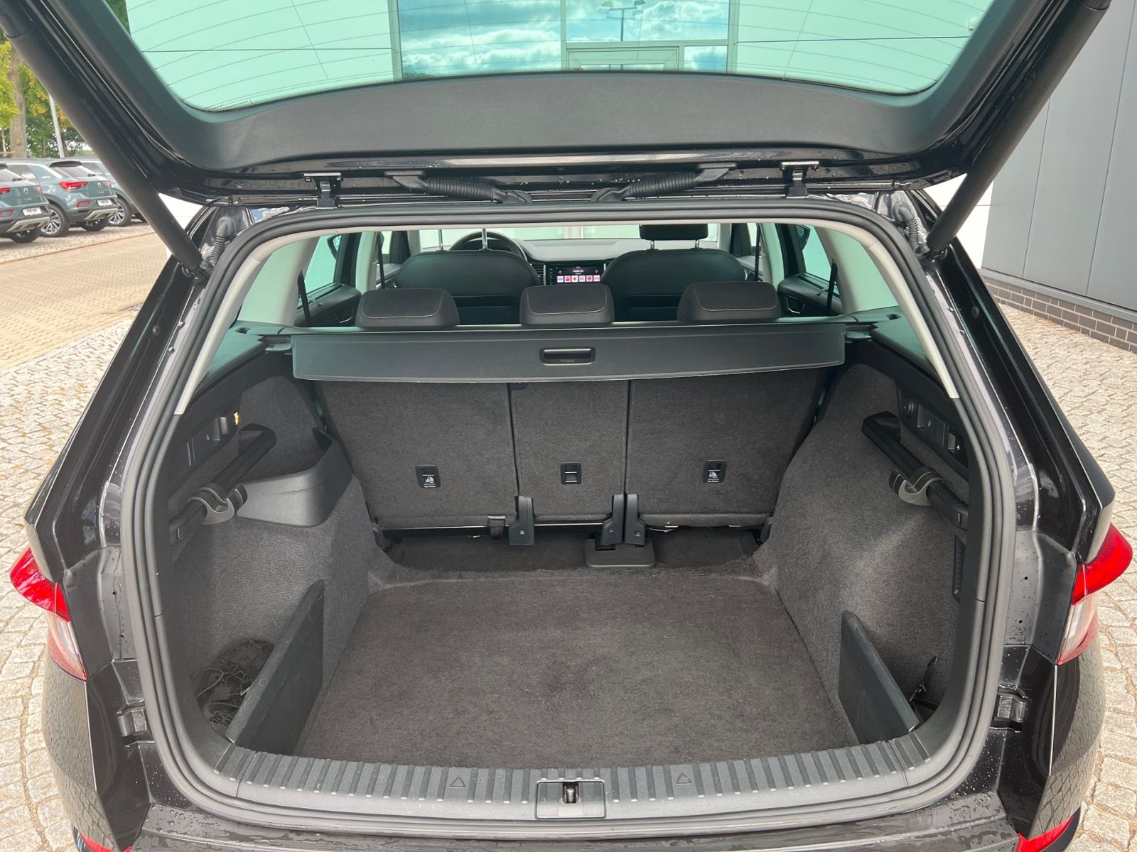 Fahrzeugabbildung SKODA Kodiaq Style 2.0 TDI DSG 4x4 *AHK, Panorama, 19'