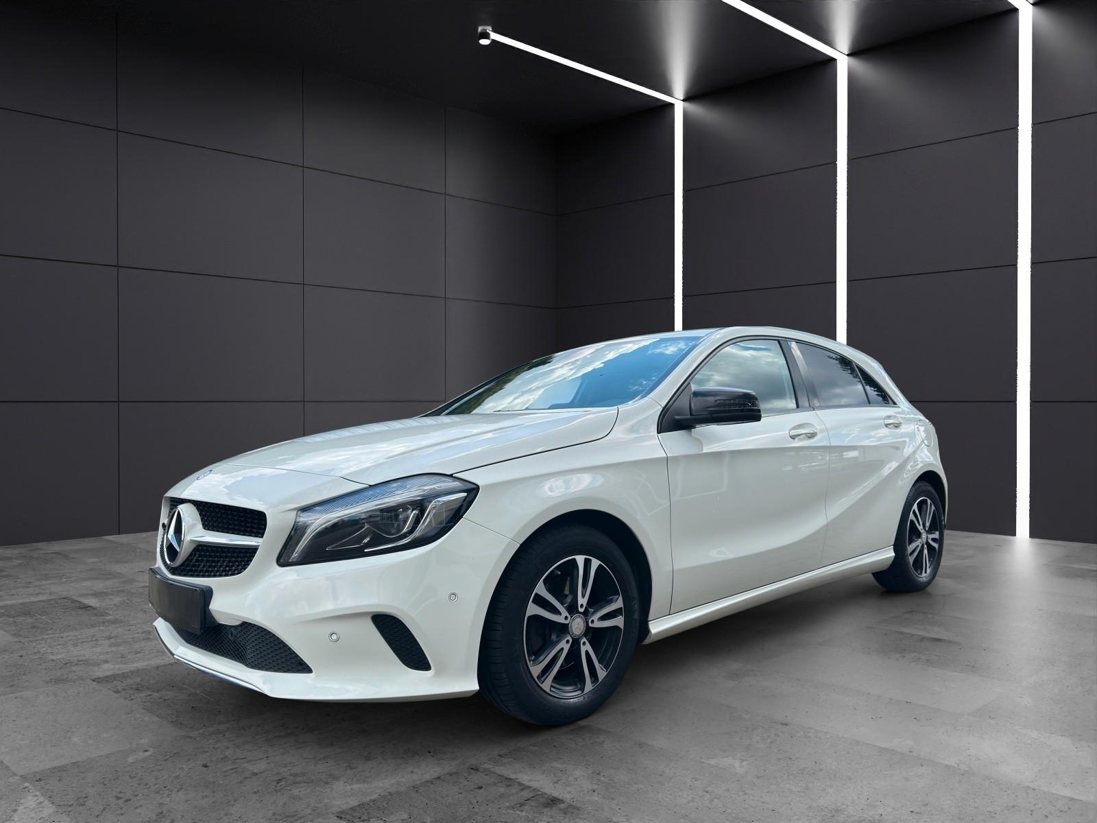 Mercedes-Benz A 180 Style Harman/Kardon+LED+Kamera