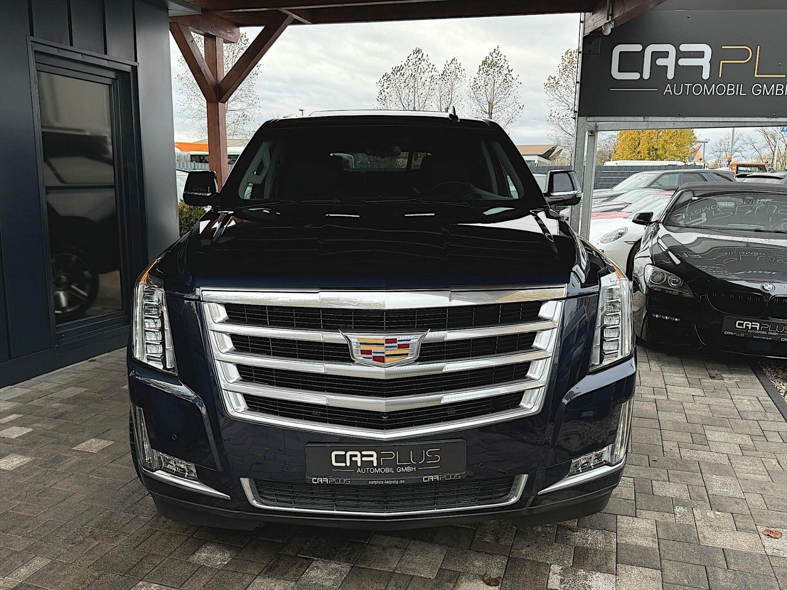 Fahrzeugabbildung Cadillac Escalade 6.2 L Sport Luxury *LED*TV*360°*HeadUp*