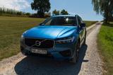 Volvo XC60 T8 Twin Engine AWD R-Design, Momentum