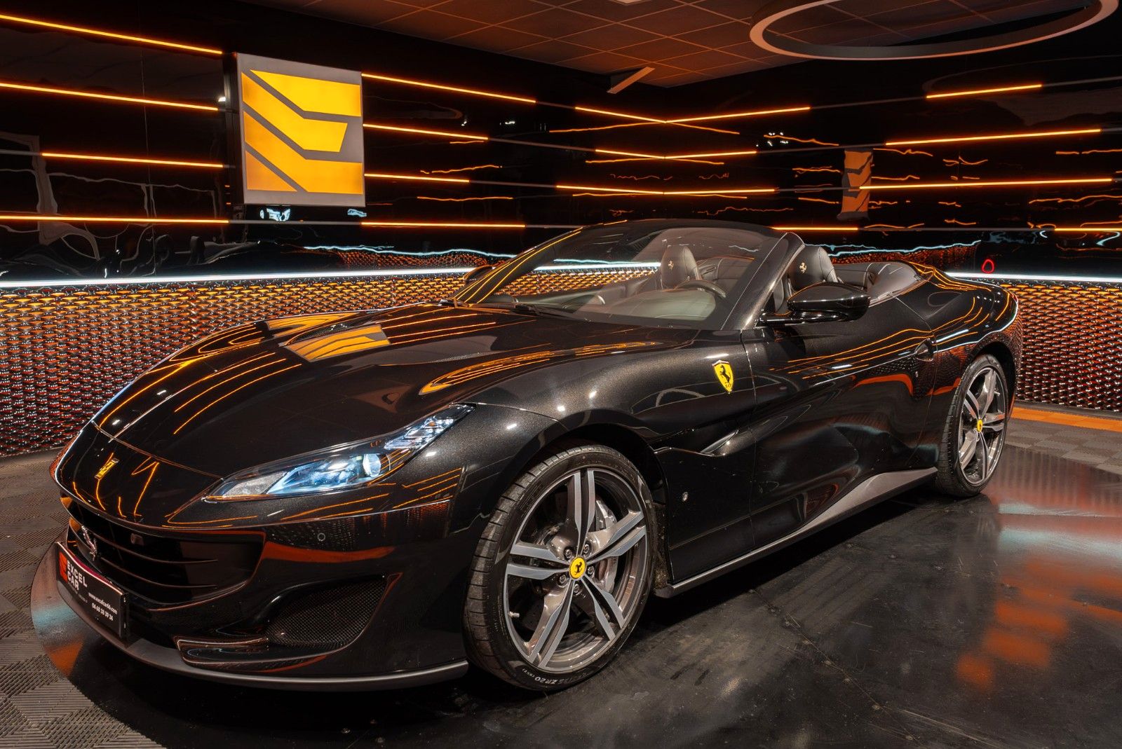 FERRARI Portofino