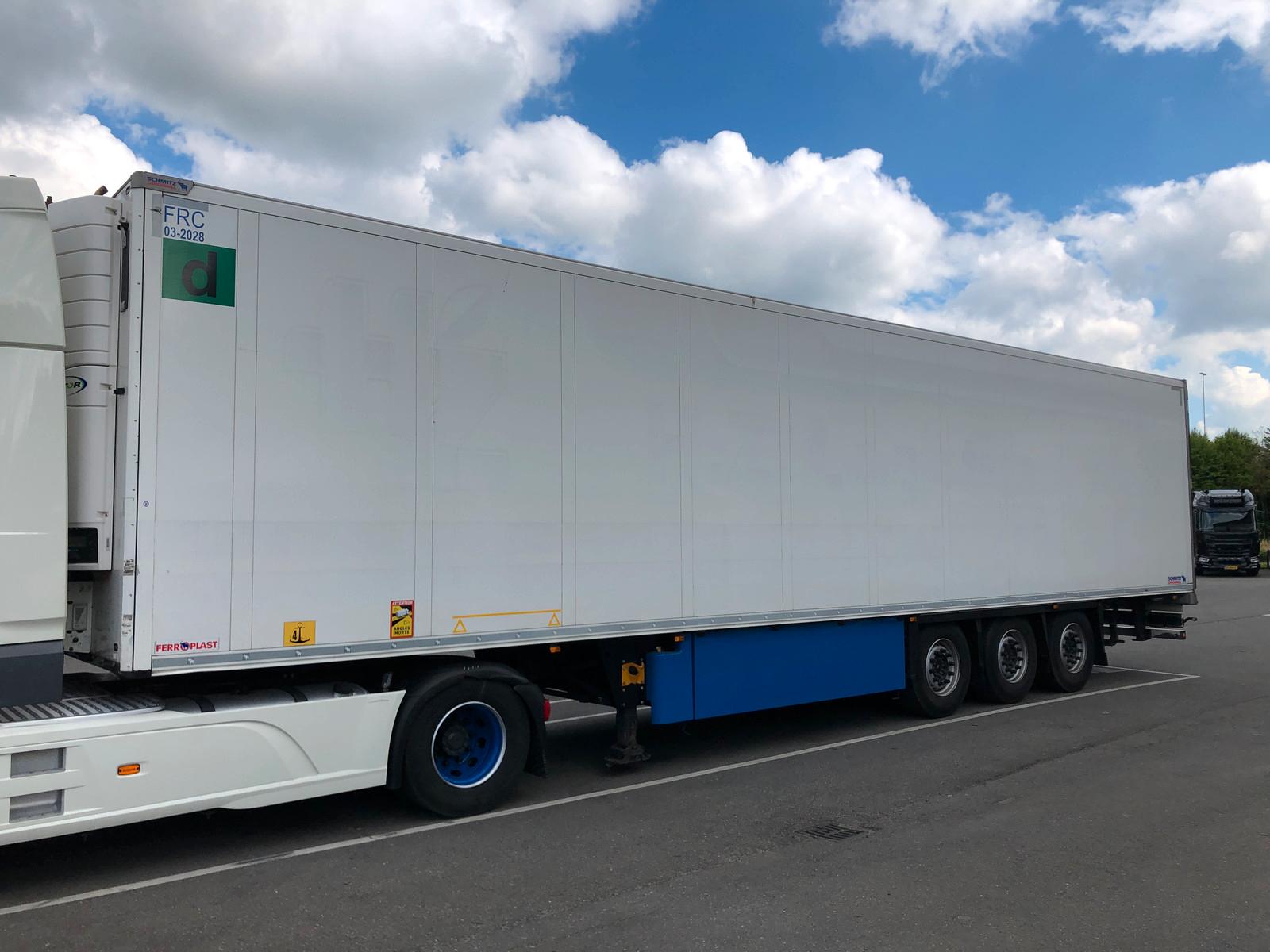 Schmitz Cargobull Kuhlauflieger mit Carrier Vector 1550