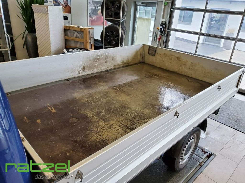 Fahrzeugabbildung Volkswagen T6.1 Transporter Pritsche lang mit Einzelkabine