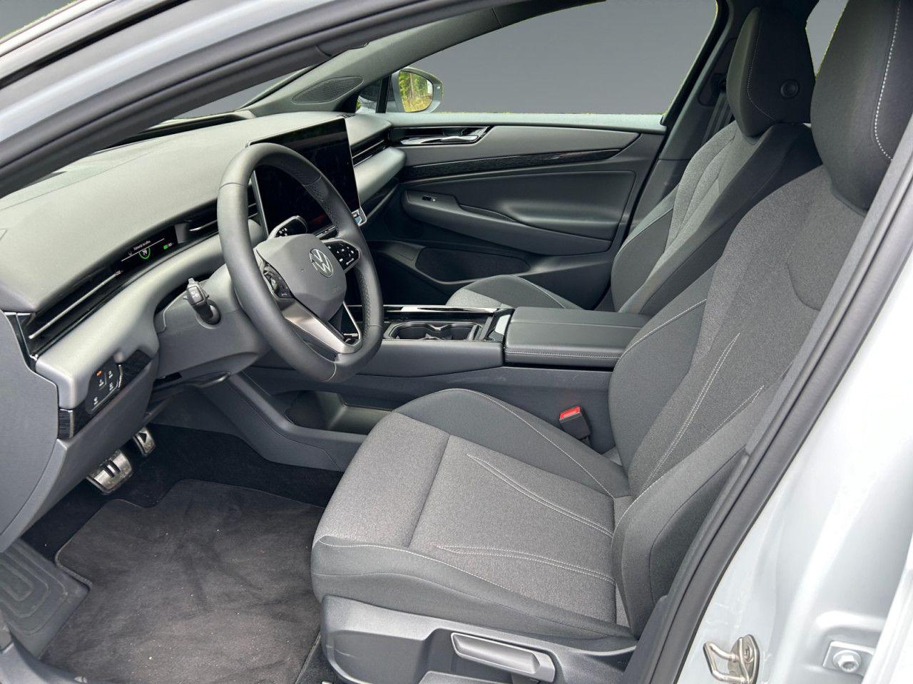 Volkswagen ID.7 Tourer Pro,NAVI,SHZ,DESIGN-PAKET "BLACK LED