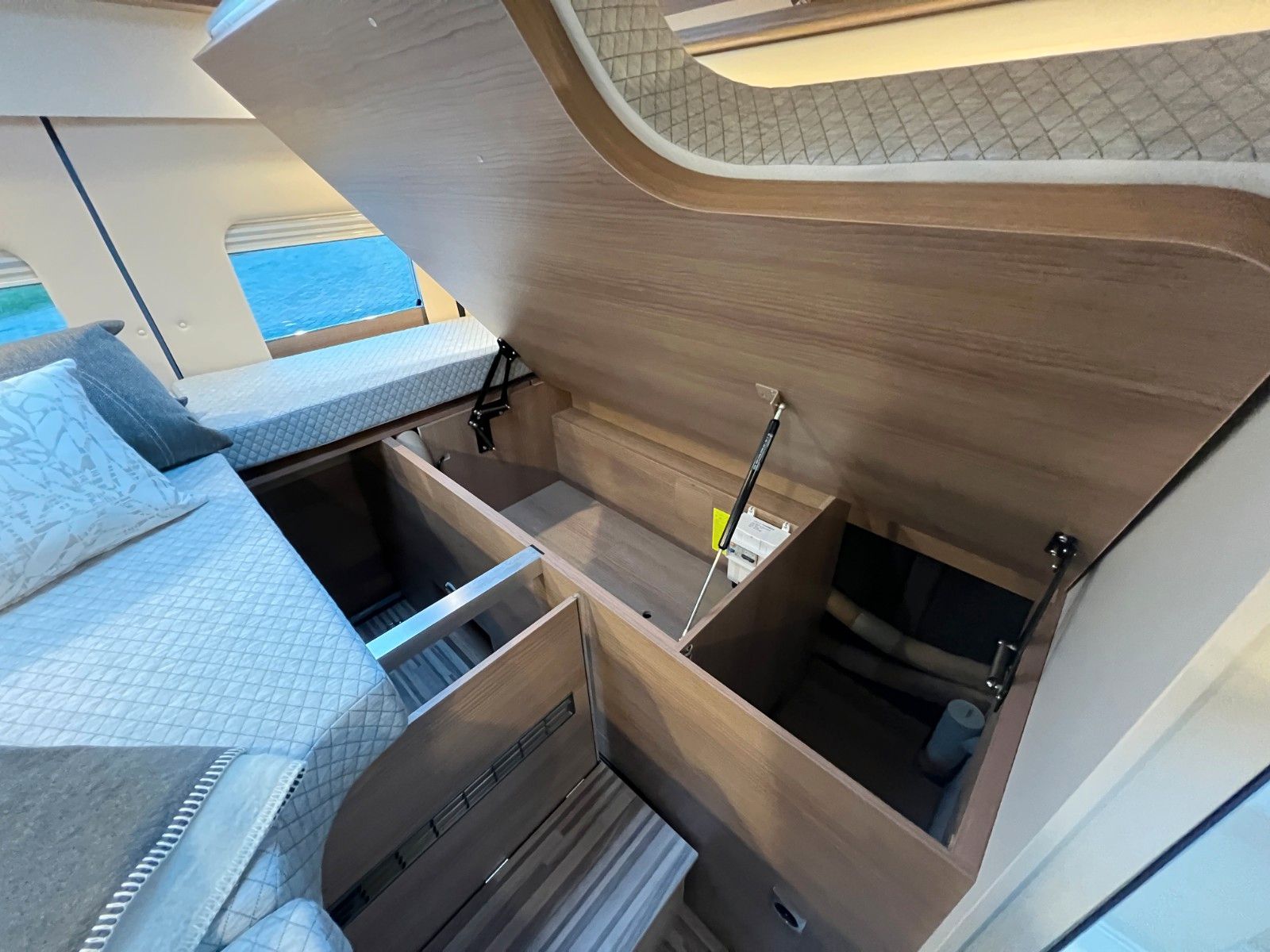 Fahrzeugabbildung Malibu Malibu Van compact 600 LE