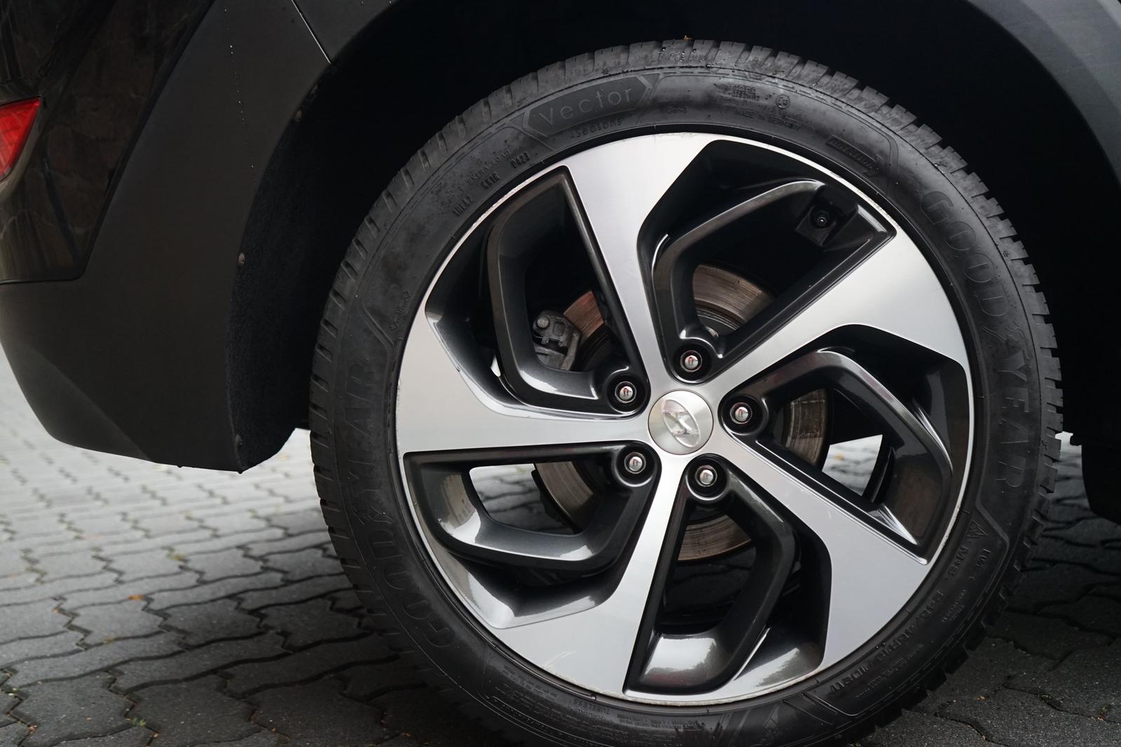 Hyundai Tucson 1.6 T-GDI 4WD Premium Navi Sitzheizung