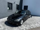 BMW 325 Baureihe 3 Lim. 325i Automatik - BMW 325 aus 2009: 325i