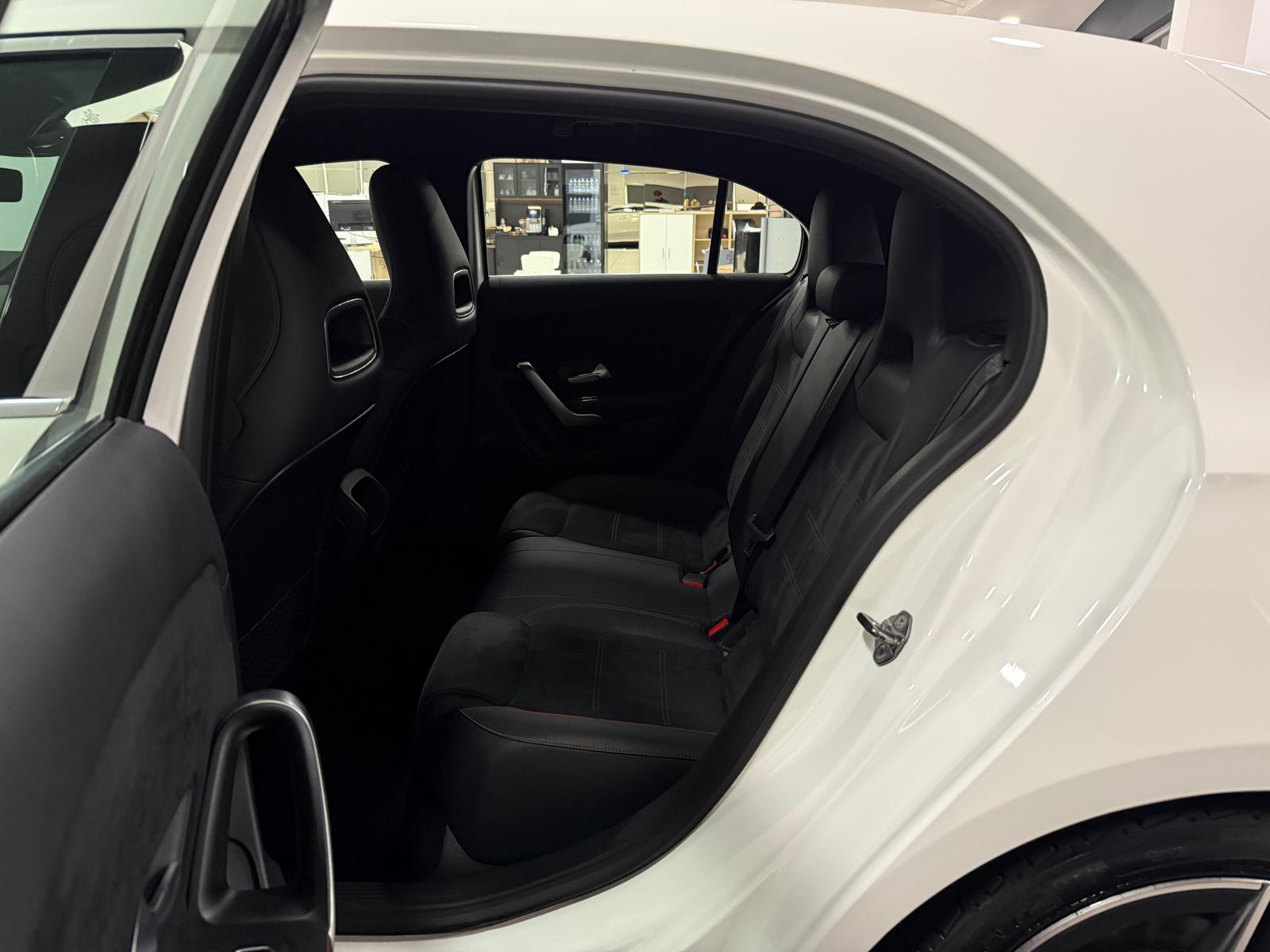 Mercedes-Benz A 180 7G AMG-LINE*WIDESCREEN*KAMERA*LED*SPUR*