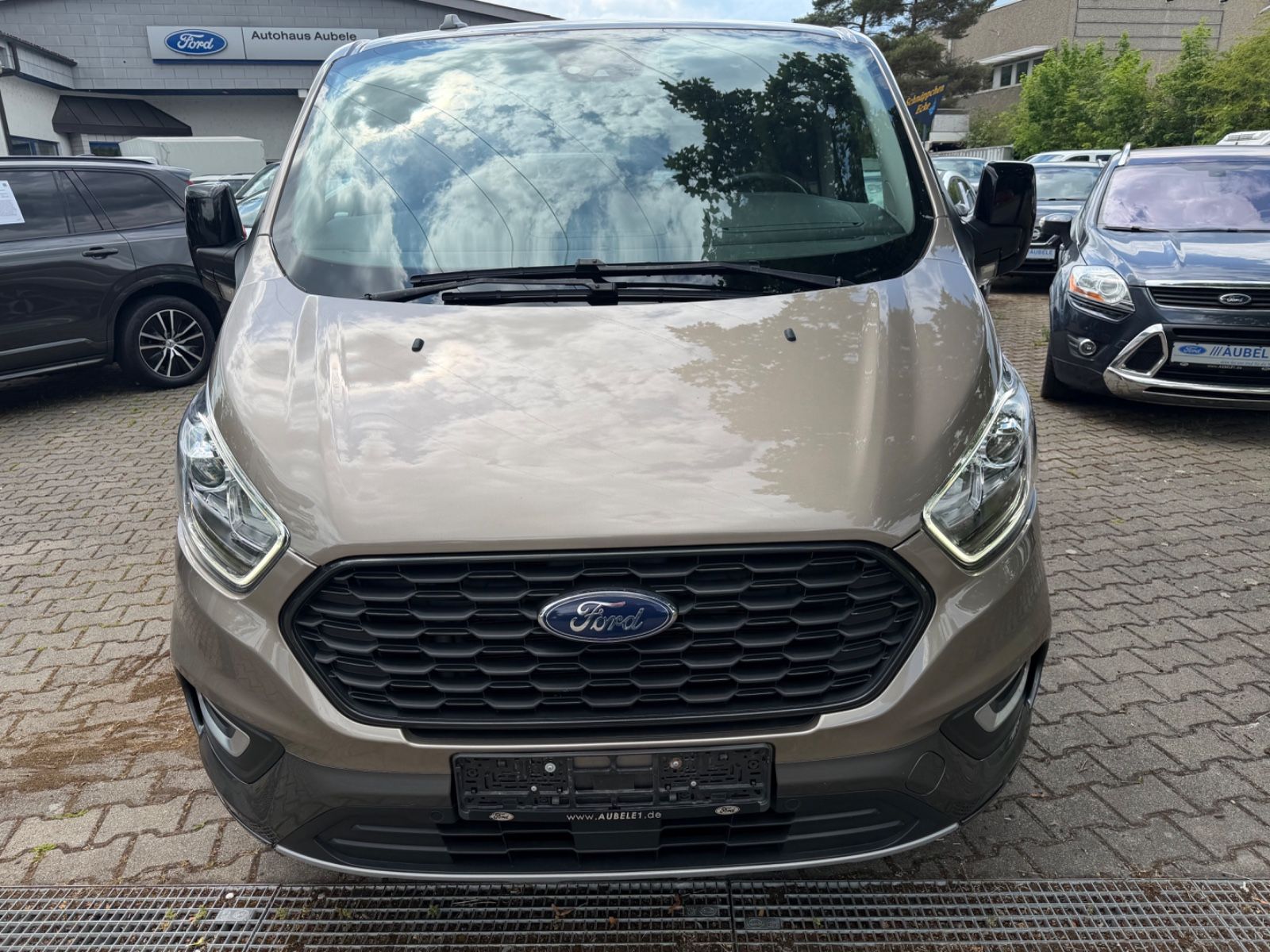 Ford Tourneo Custom Active X foto 2