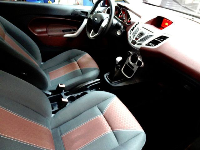 Fahrzeugabbildung Ford Fiesta Titanium 1.4+Navi ZB+Klima+WR+LM SR+SHZ