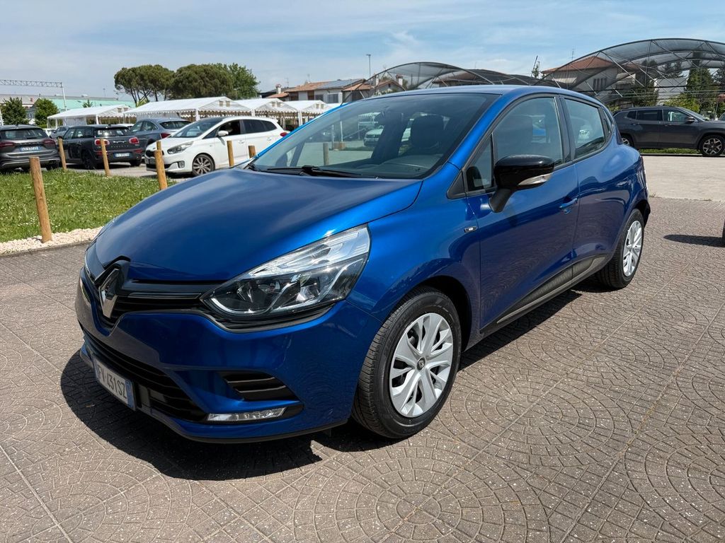 Image of Renault Clio