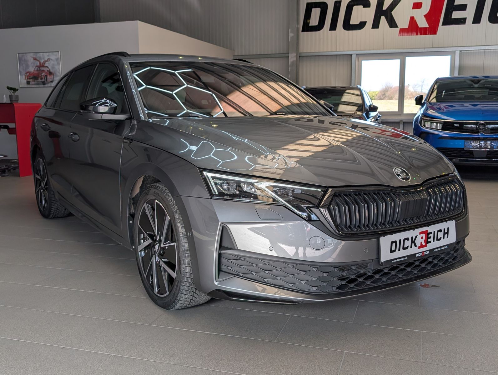 Fahrzeugabbildung SKODA Octavia 2.0 TDI Sportline Matrix Canton AHK 5J.G