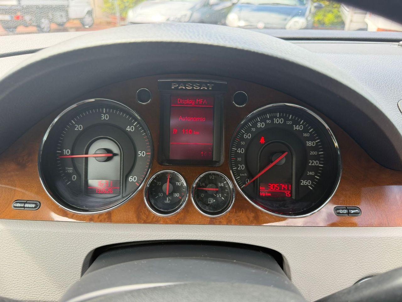 Volkswagen Passat 2005 — photo 11