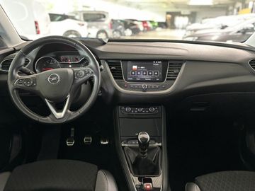 Fotografie 18 des Opel Grandland (X) Grandland X 1.5 D Business INNOVATION AHK Pano